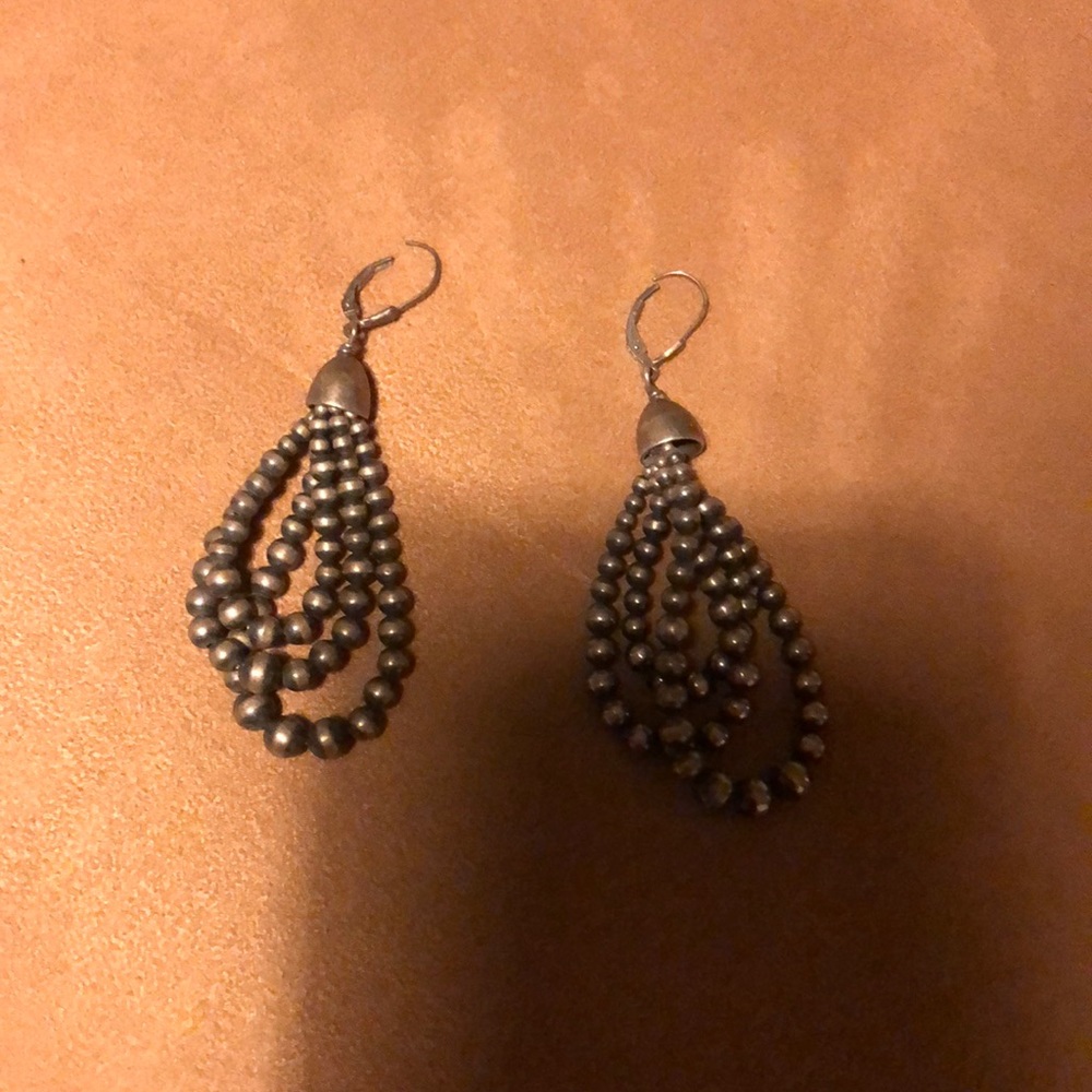Navajo Pearl Earrings